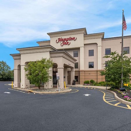 Hampton Inn Нанует Экстерьер фото