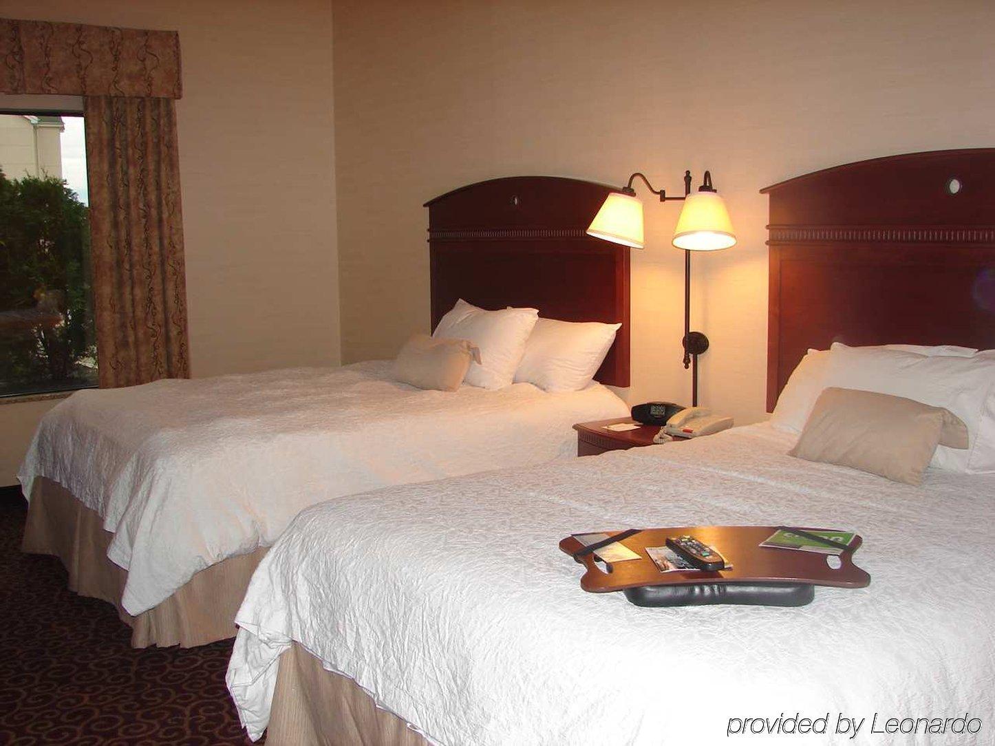 Hampton Inn Нанует Номер фото